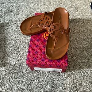 NWT TORY BURCH AGED CAMELLO CLOUD MILLER